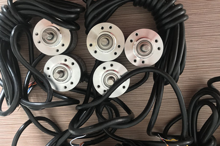 ������ӿƼ����Ƶ�����λ�Ƃ���������Щ���c��