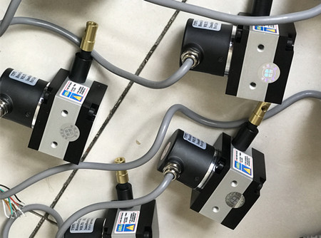 �x��ֱ��λ�Ƃ�����ע�����(xi��ng)��