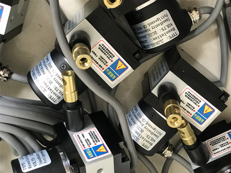 ���͙C����λ�Ƃ������Ĺ���ԭ������Щ��